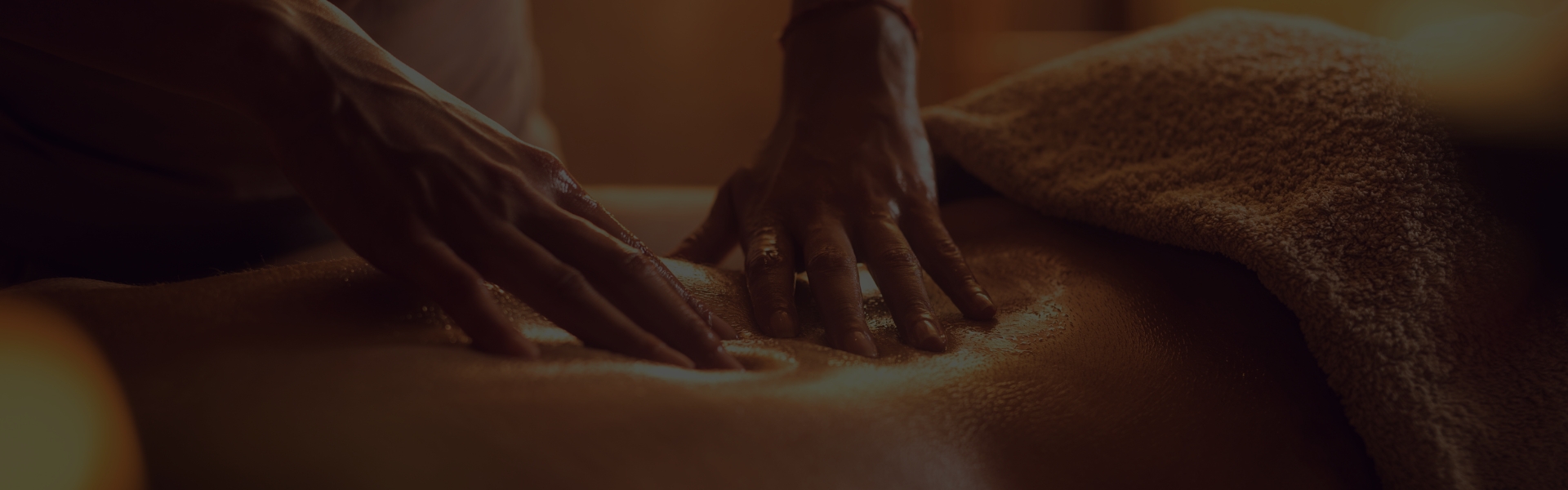 Ayurvedic oil therapy setup